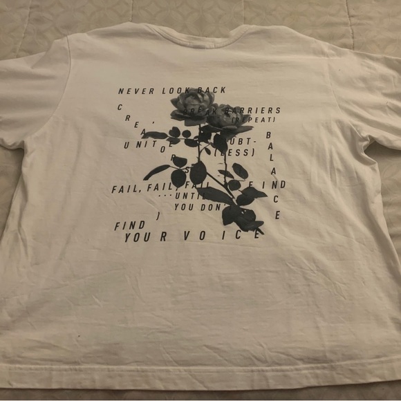 Adidas Women’s Limitless Tee - Picture 2 of 3